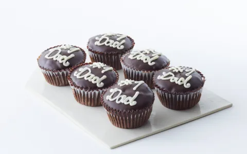 Truffle-Cupcakes-at-Magnolia-Bakery